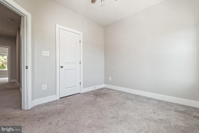 Building Photo - 8311 Amber Beacon Cir