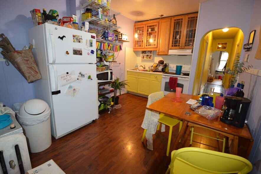 Building Photo - 846 Huntington Ave