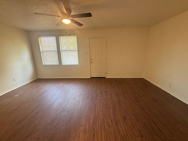 Building Photo - Beautiful Single Story Home in Eagle Mtn Saginaw Area
