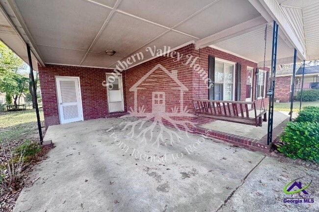 Building Photo - 305 Sparta St