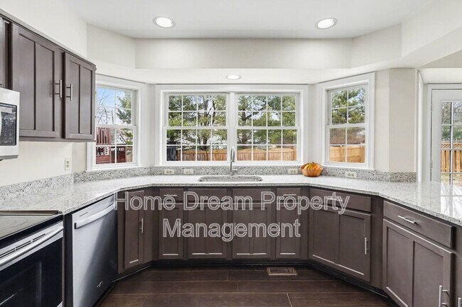 Building Photo - 7415 Sterling Dr