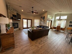 Building Photo - Beautiful Desert Ridge Pool Home available NOW! Furnished & Unfurnished Options