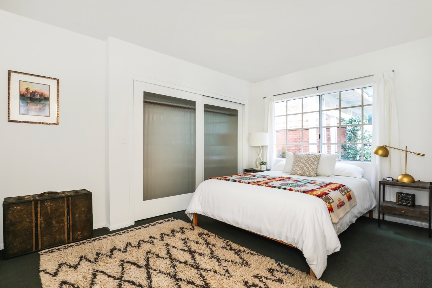 Building Photo - 1811 W Silver Lake Dr