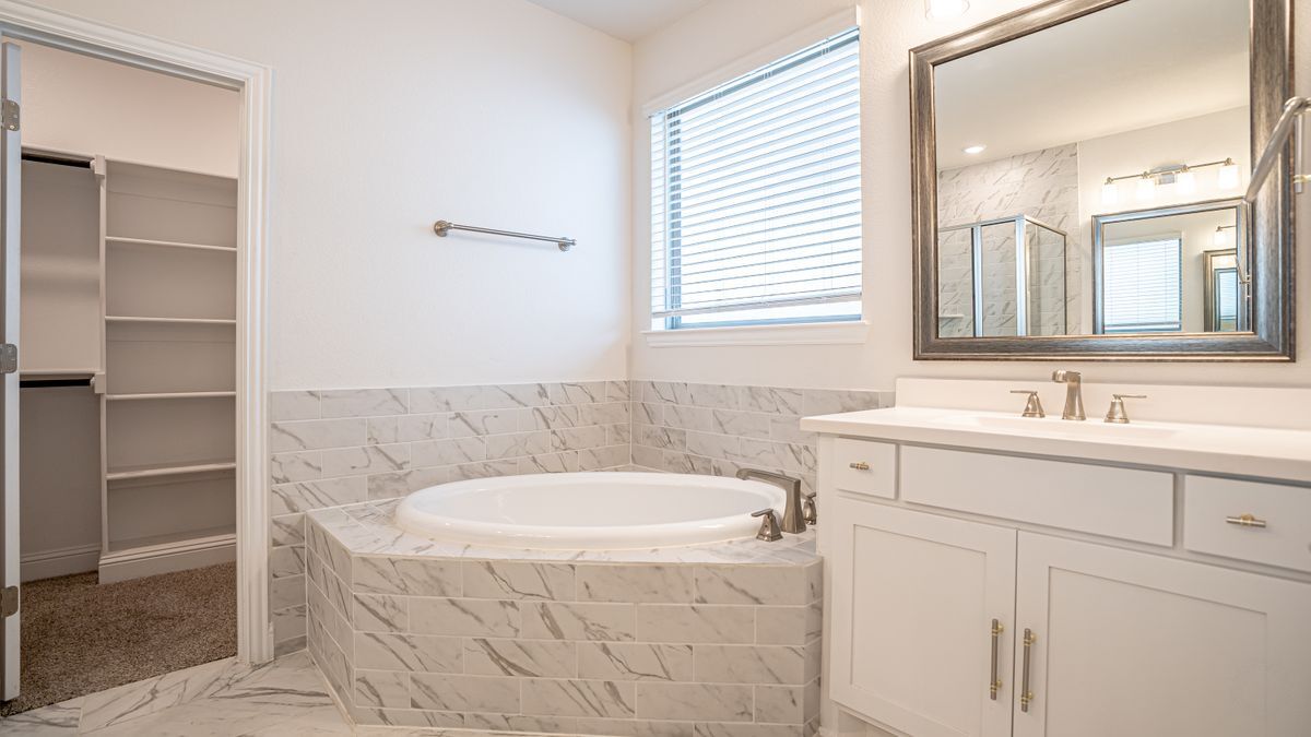 Building Photo - 2507 Henley Wy