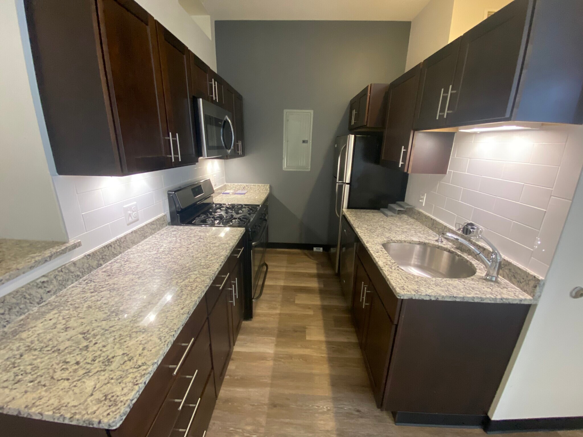 Building Photo - 147 E Berkeley St