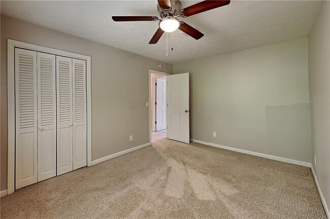 Building Photo - 3681 Bittercreek Way SW