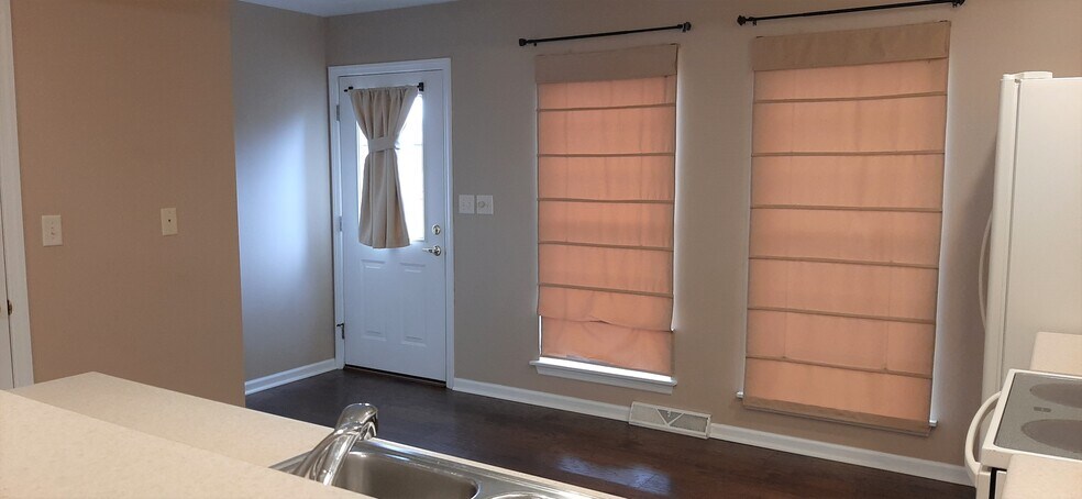 Building Photo - 509 Baldwin Ln