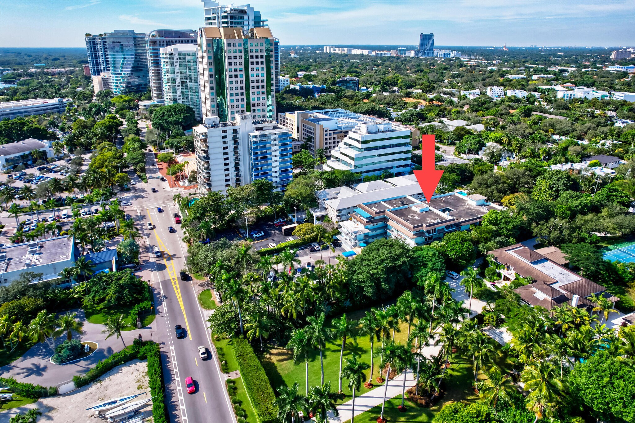 Walking distance to the heart of Coconut Grove - 2539 S Bayshore Dr