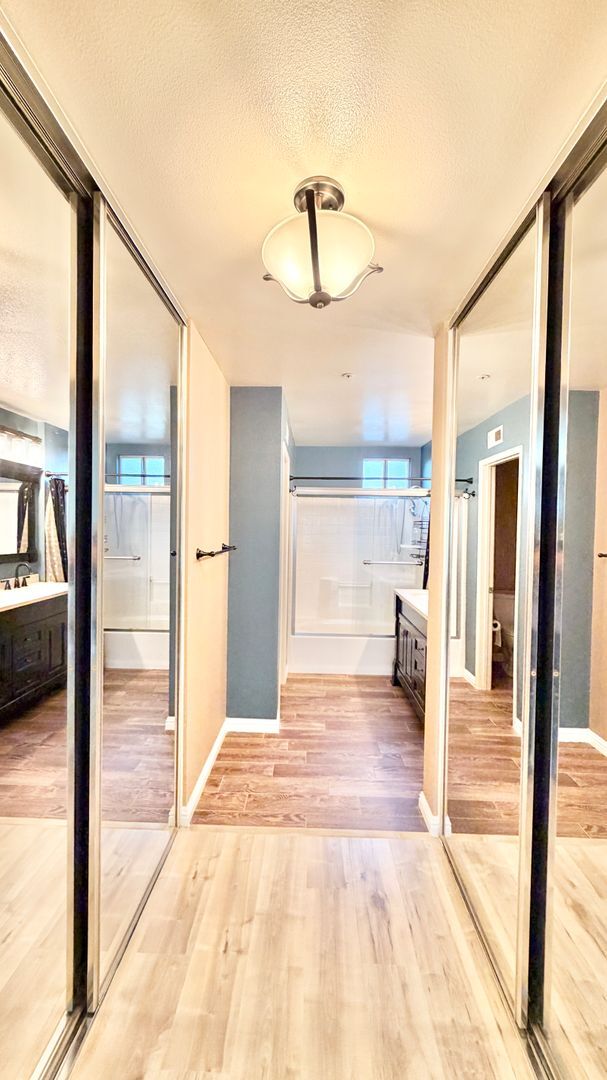 Building Photo - Beautifully Updated and Upgraded Two-Story in Bonsall, Water/Trash/Landscaping Included in Rent, ...