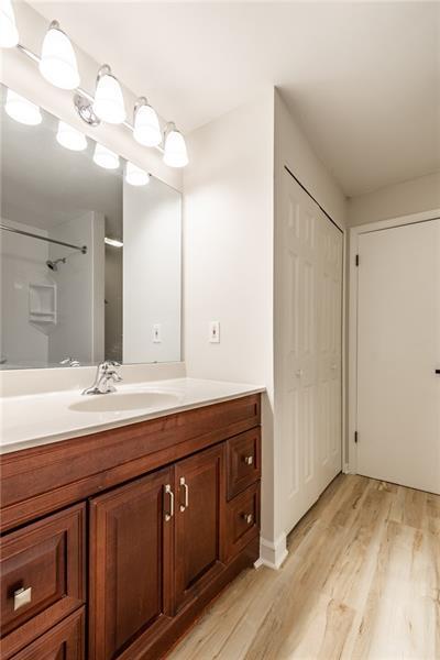 Building Photo - 107 Forest Edge Dr
