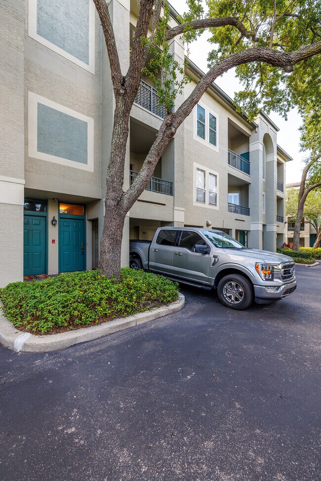 Building Photo - 705 Mainsail Dr