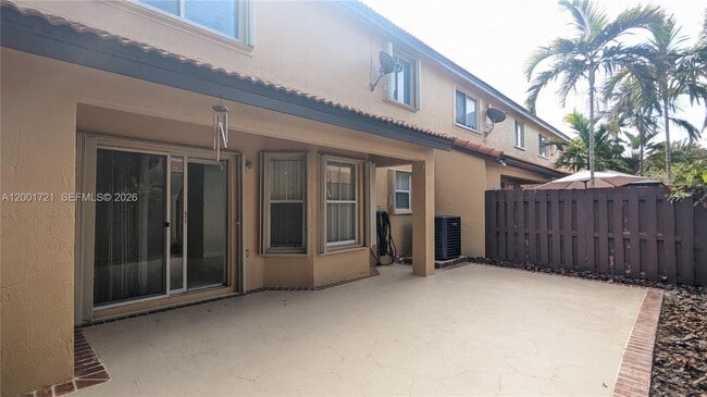 Building Photo - 213 E Forest Oak Cir