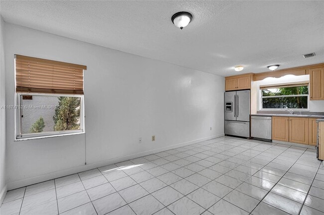 Building Photo - 815 NW 98th Ave