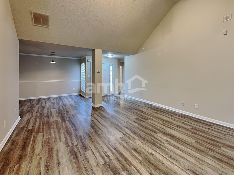 Building Photo - 140 Cannon Dr