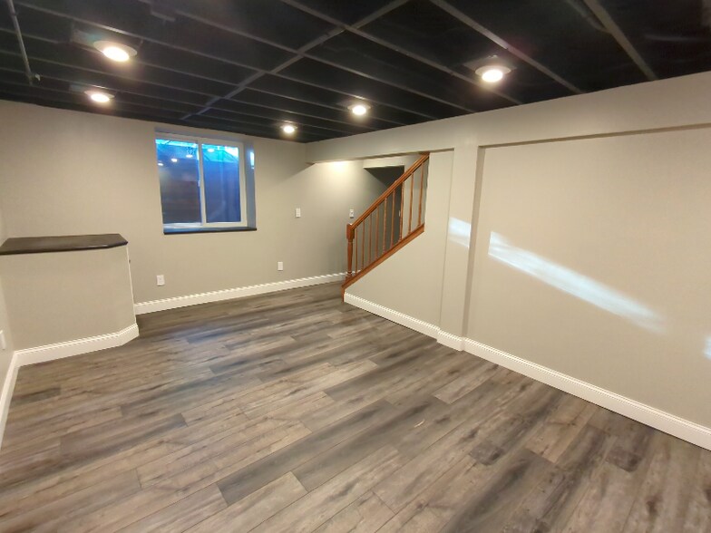 Building Photo - 1776 Milldrum St