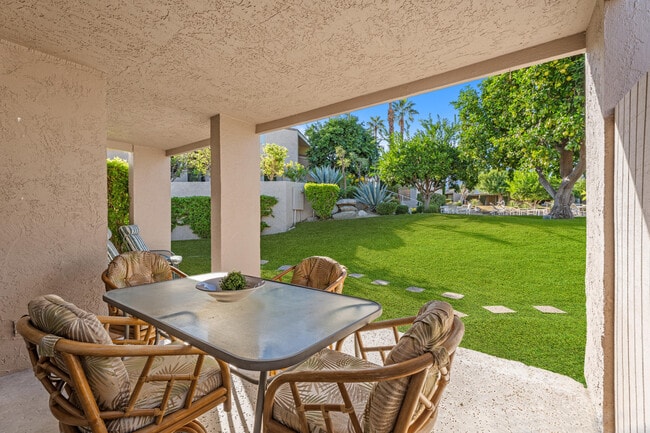 Building Photo - 48885 Mariposa Dr