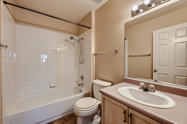 Building Photo - 2601 Twin Pines Ave