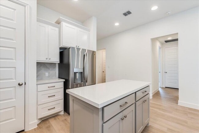 Building Photo - 164 Kimble Creek Lp