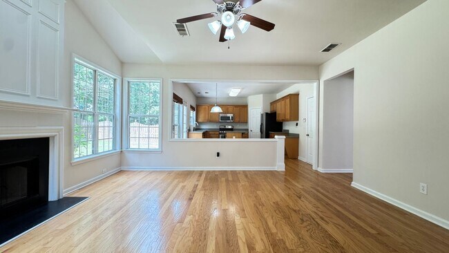 Building Photo - 3695 Fedorite Walk