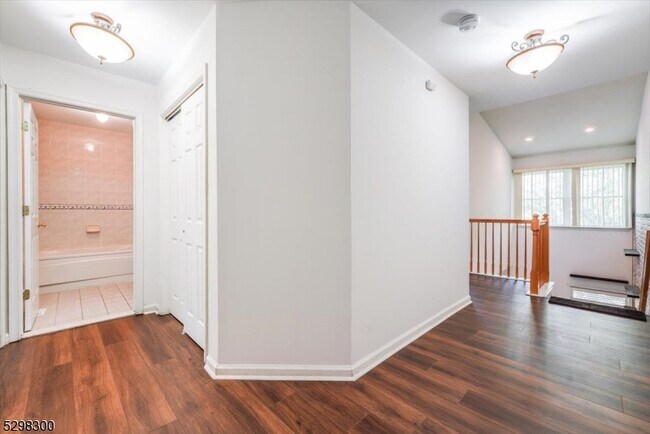 Building Photo - 627 Old Dover Rd