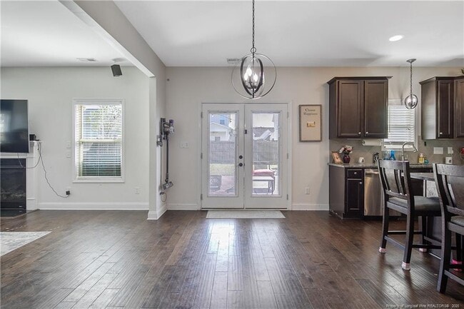 Building Photo - 688 Stonebriar Ave