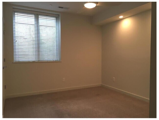 Building Photo - 2134 N Pennsylvania St