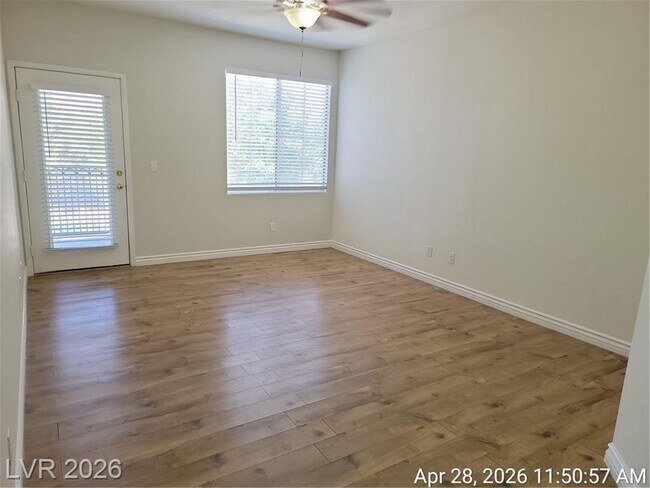 Building Photo - Gated Falls Condo with 3 Bedrooms, Granite Kitchen & Resort Amenities