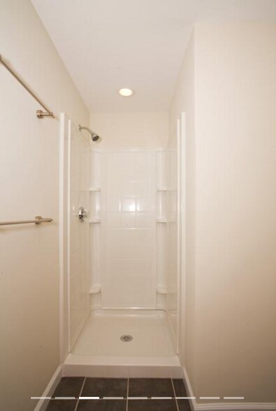 Building Photo - 14 Parker Hill Ave