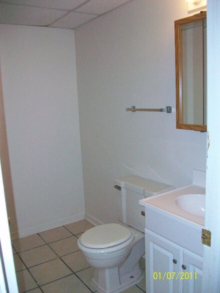 Building Photo - 8163 Ralston Ct