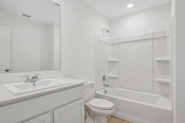 Building Photo - 1624 Baugh St