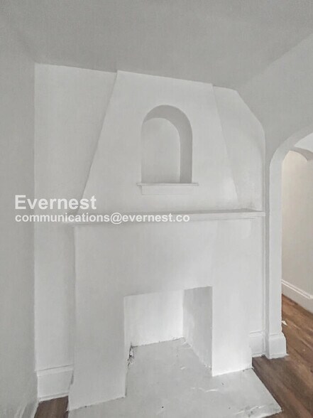 Building Photo - 3880 W 37th St