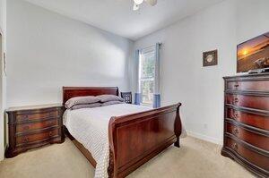 Building Photo - 827 SW Grand Reserves Blvd