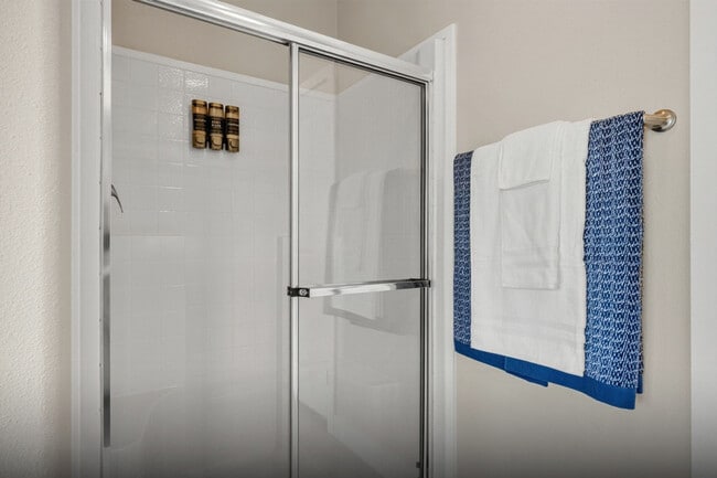 Building Photo - 421 Bluegrass Way