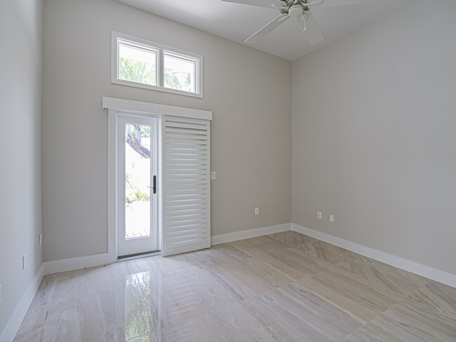 Building Photo - 8405 Red Bay Ct
