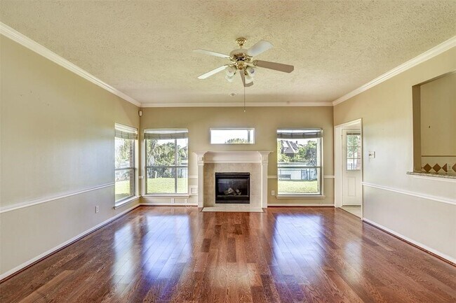 Building Photo - 6818 Portuguese Bend Dr