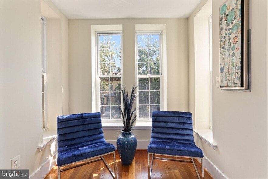 Building Photo - 1435 Euclid St NW