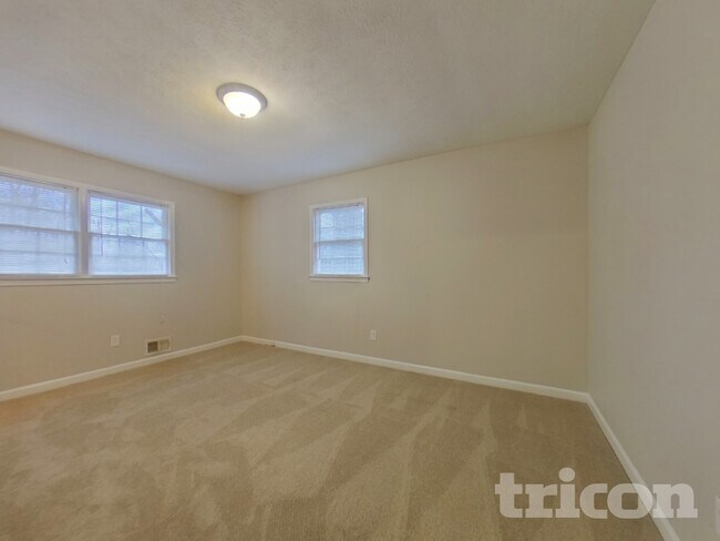 Building Photo - 5020 Horton Pl