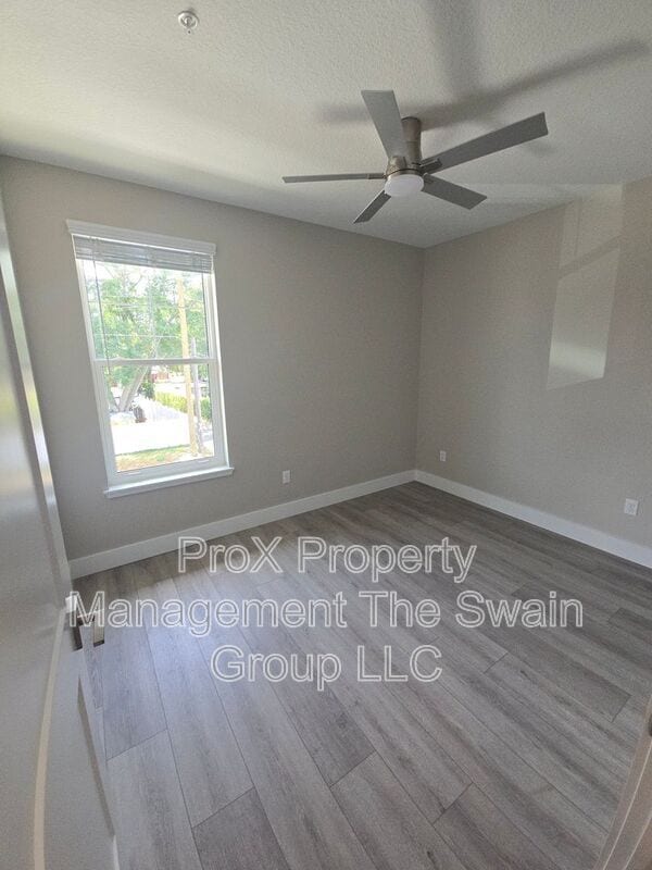 Building Photo - 701 Bates Ave SW