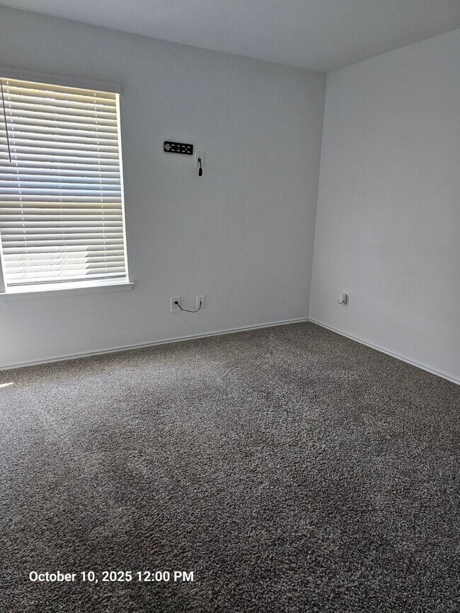 Building Photo - 5742 Indigo Ridge Ct