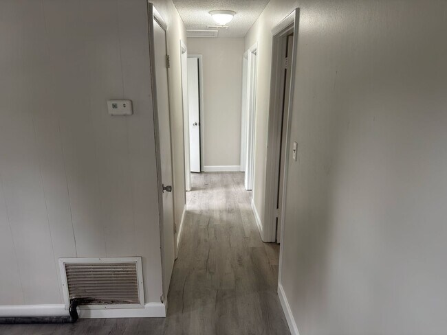 Building Photo - Spacious Orlando Home on Quiet Cul-de-Sac