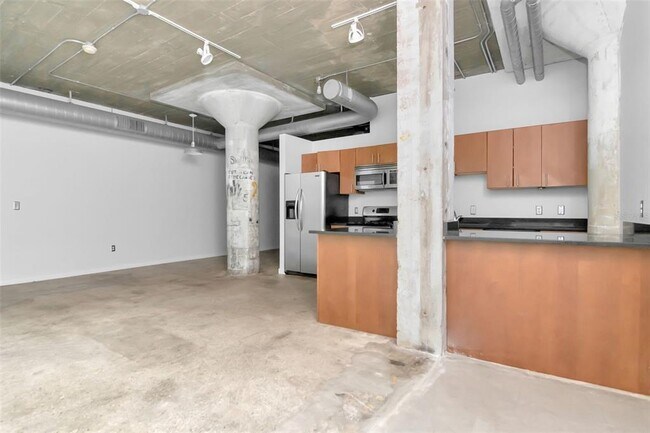 Building Photo - 101 N 12th St