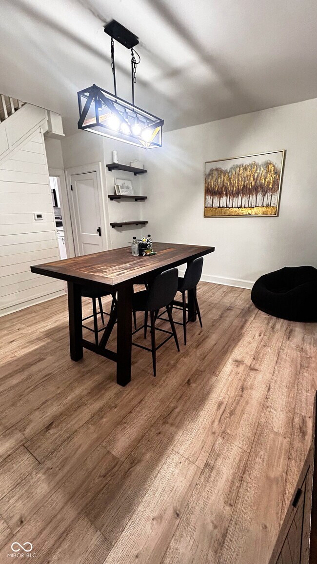 Building Photo - 3851 Broadway St