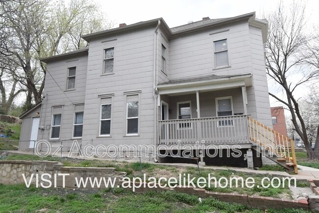 Building Photo - 1406 N 2nd St