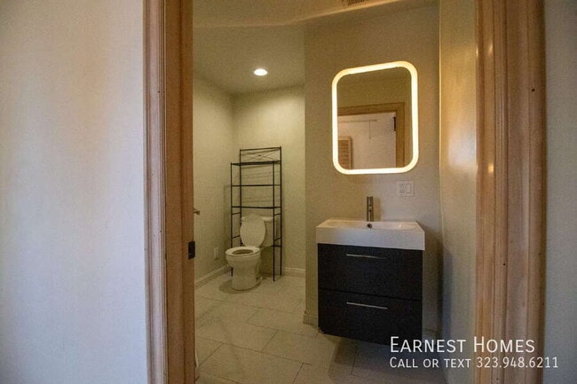 Building Photo - 11619 Lerdo Ave