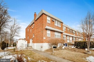 Building Photo - 12450 Knights Rd