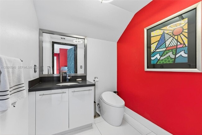 Building Photo - 90 SW 3rd St