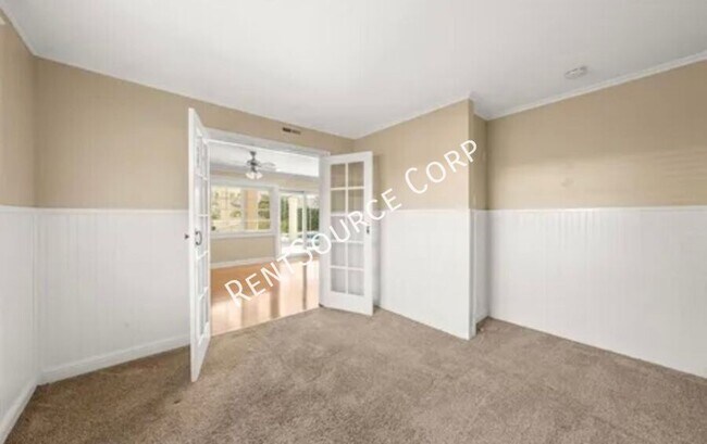 Building Photo - 25562 Avenida Frasca