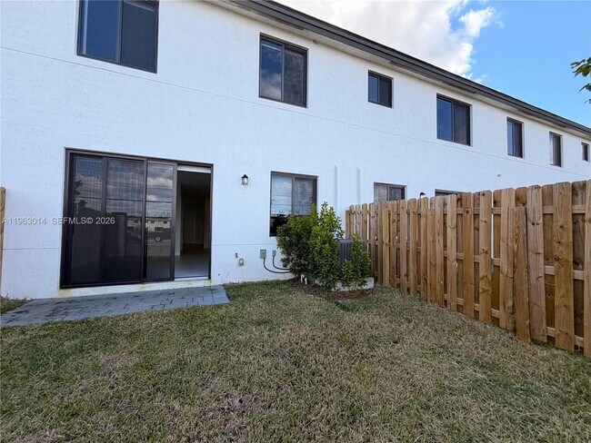 Building Photo - 18977 SW 344th Ter