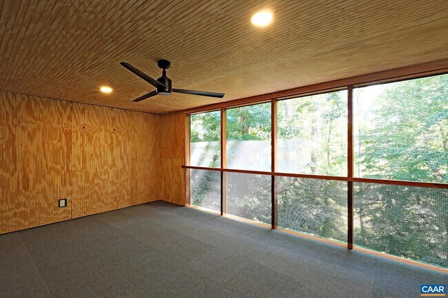 Building Photo - 137 Baylor Ln