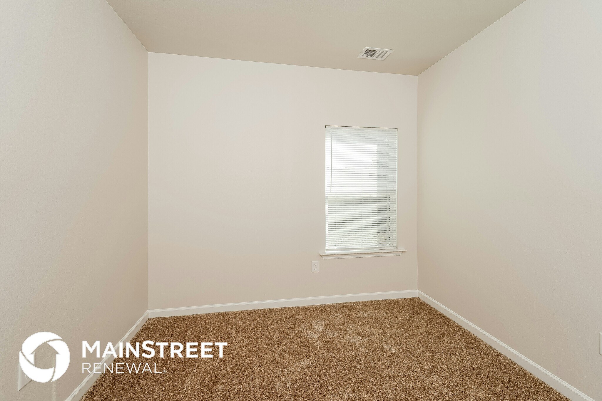 Building Photo - 145 Clover Ln